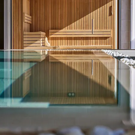 Hotel Universal Aquamarin 4*