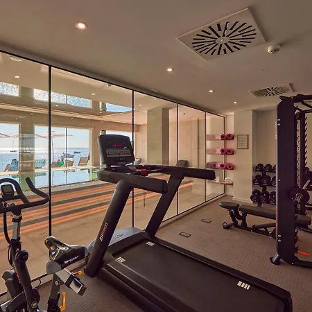 Universal Aquamarin 4* Sant Elm
