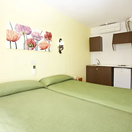 Hotel Universal Aquamarin Sant Elm