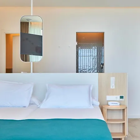 Universal Aquamarin&aquavilla 4* Sant Elm