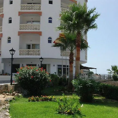 Universal Aquamarin&aquavilla 4*